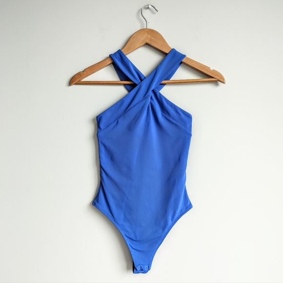 NWOT Aritzia Babaton Azure Blue Contour Criss Cross Thong Bodysuit XS Halter - Picture 5 of 13